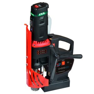 Máquina taladradora y roscadora D300XT